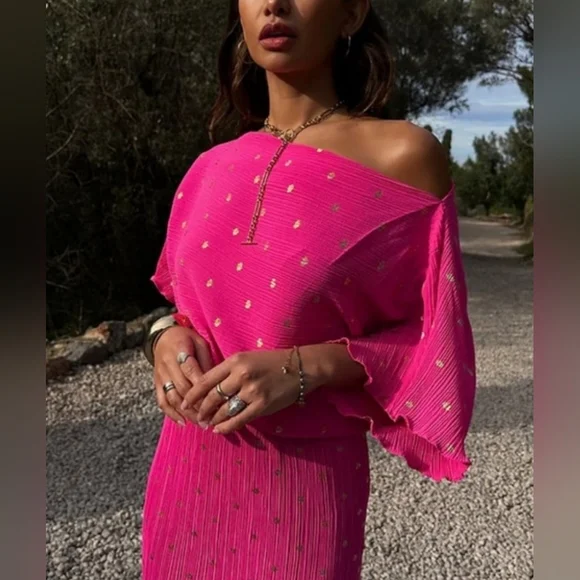 Vici NWT Hot Pink Maxi Dress with Gold Dot Detail Large PTP 22 - Picture 2 of 8